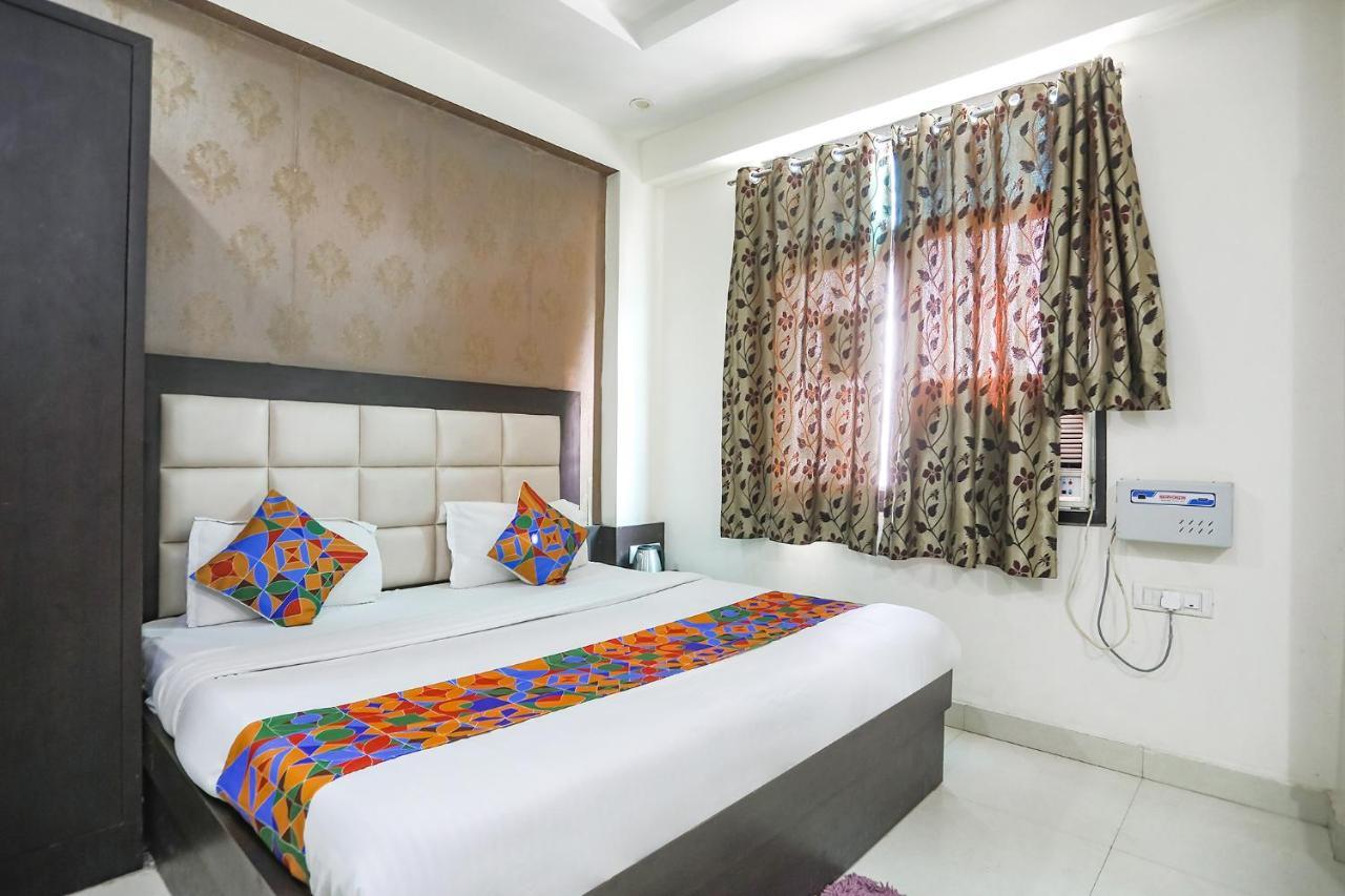 OYO 47981 Heritage Villa By Mng Rooms Kanpur Esterno foto