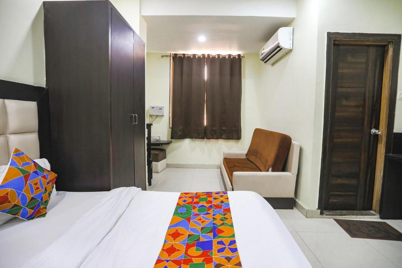 OYO 47981 Heritage Villa By Mng Rooms Kanpur Esterno foto