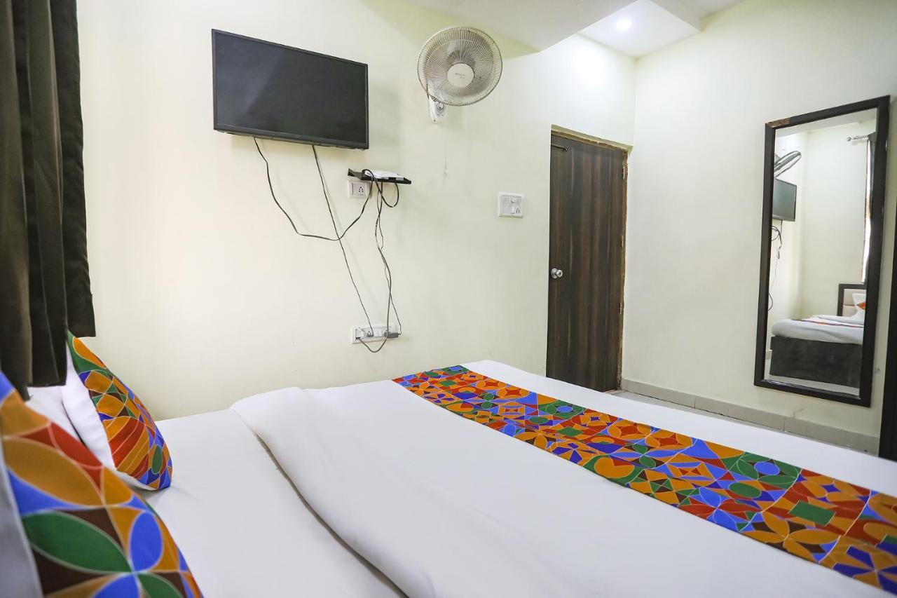 OYO 47981 Heritage Villa By Mng Rooms Kanpur Esterno foto